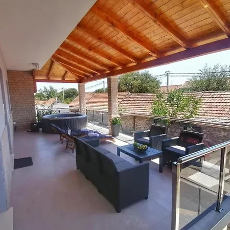 Penthouse Ivan Appartamento Drniš